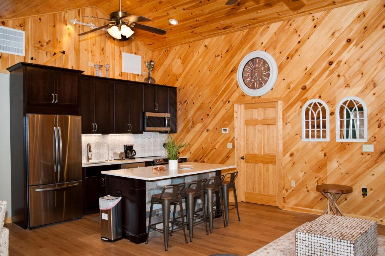 7Cs Lodging Flintstone 외부 사진