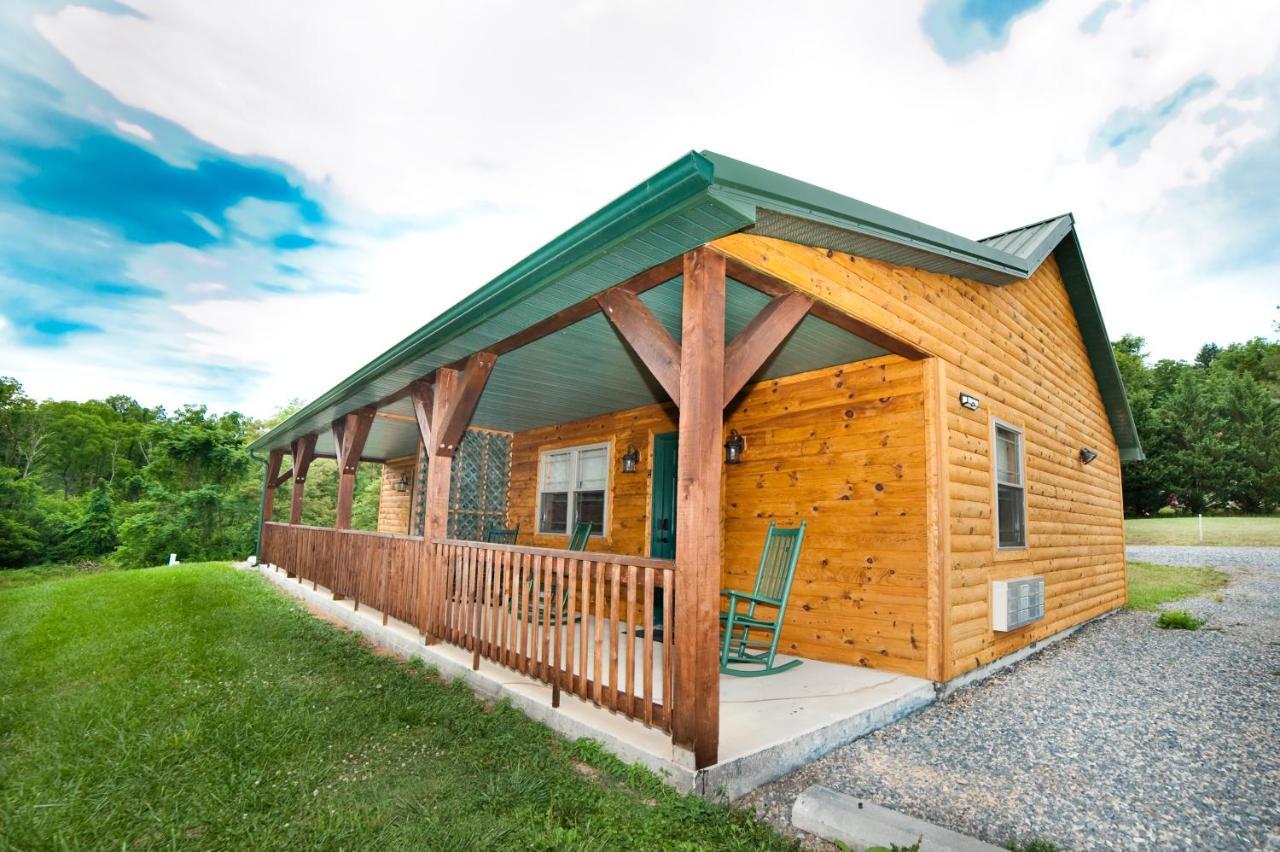 7Cs Lodging Flintstone 외부 사진