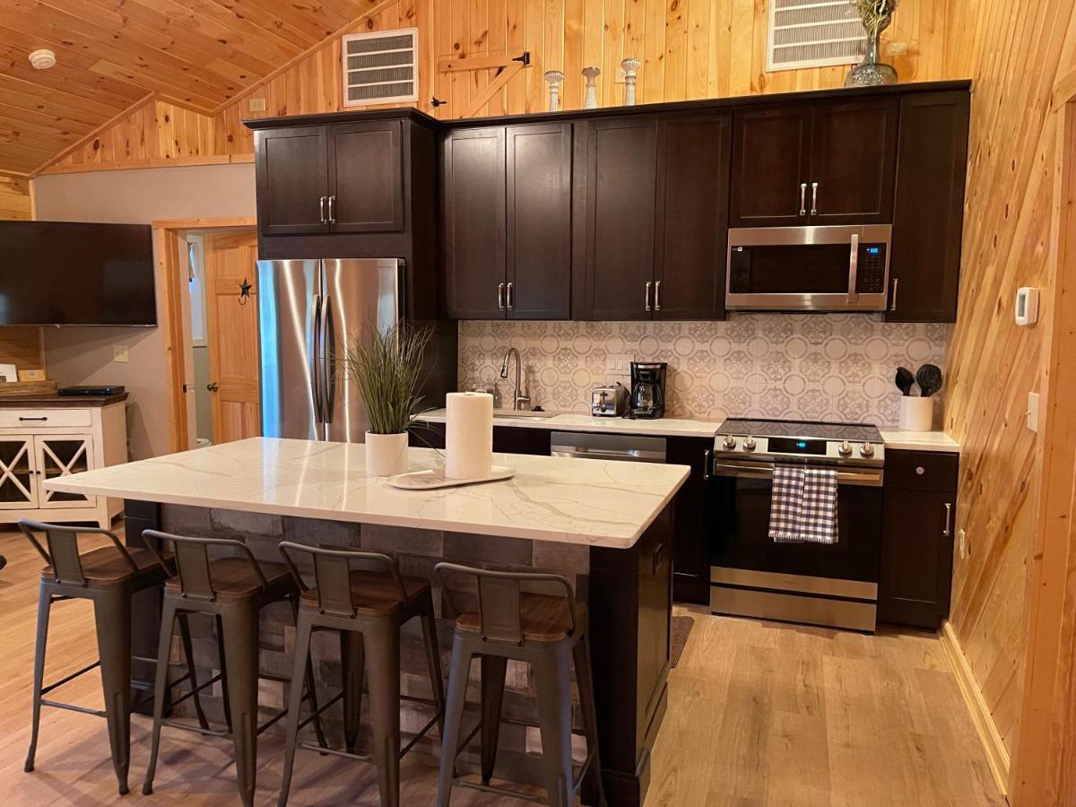7Cs Lodging Flintstone 외부 사진